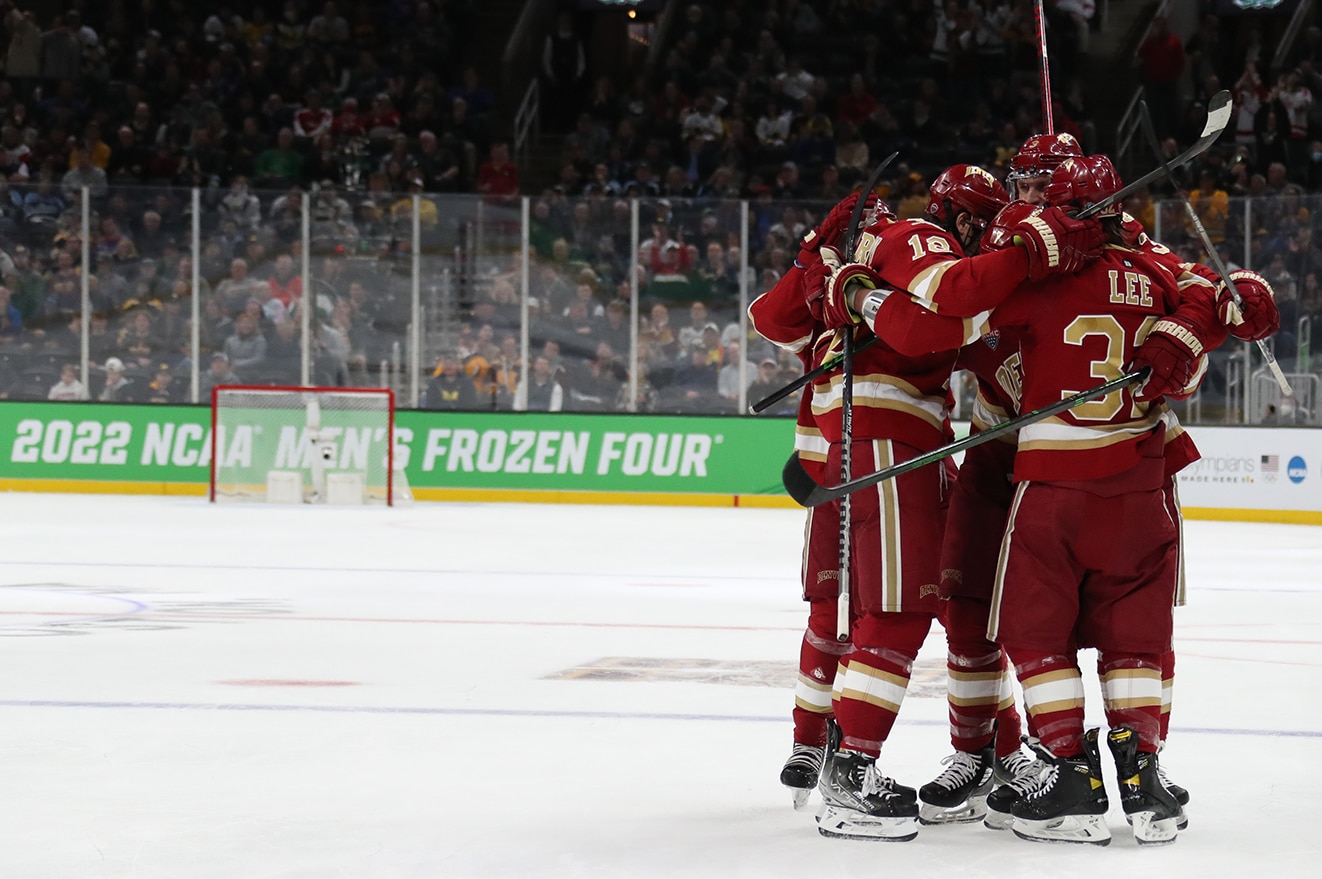 Du Hockey Score
